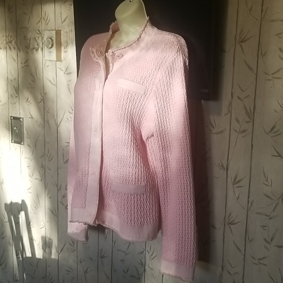 Talbots Pink Distressed Sweater Size Large EUC - Picture 2 of 12